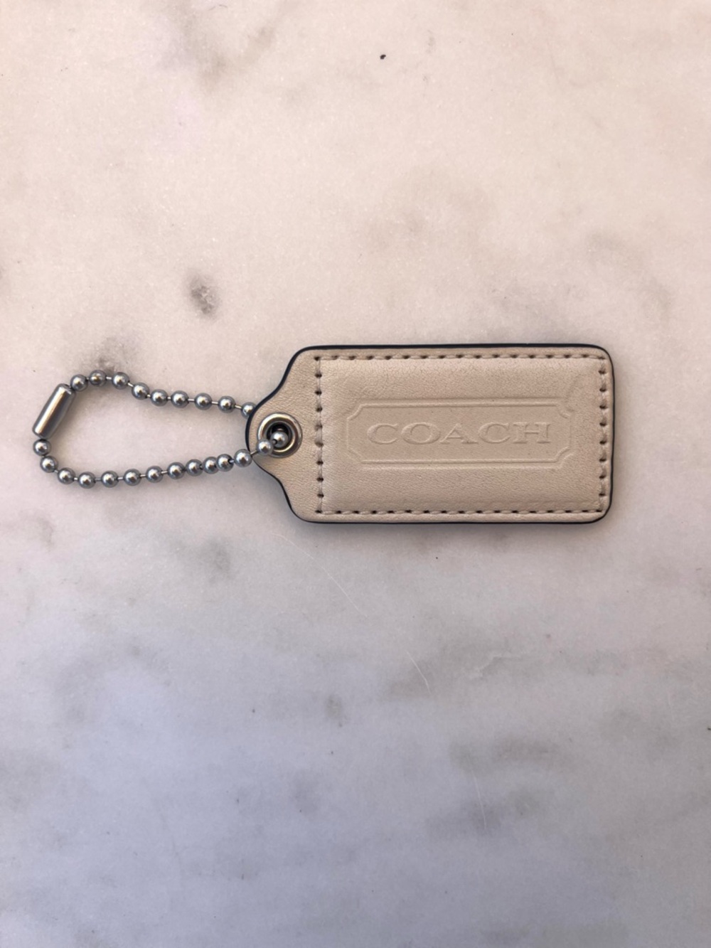 COACH Vintage Leather Hang Tag, Off White